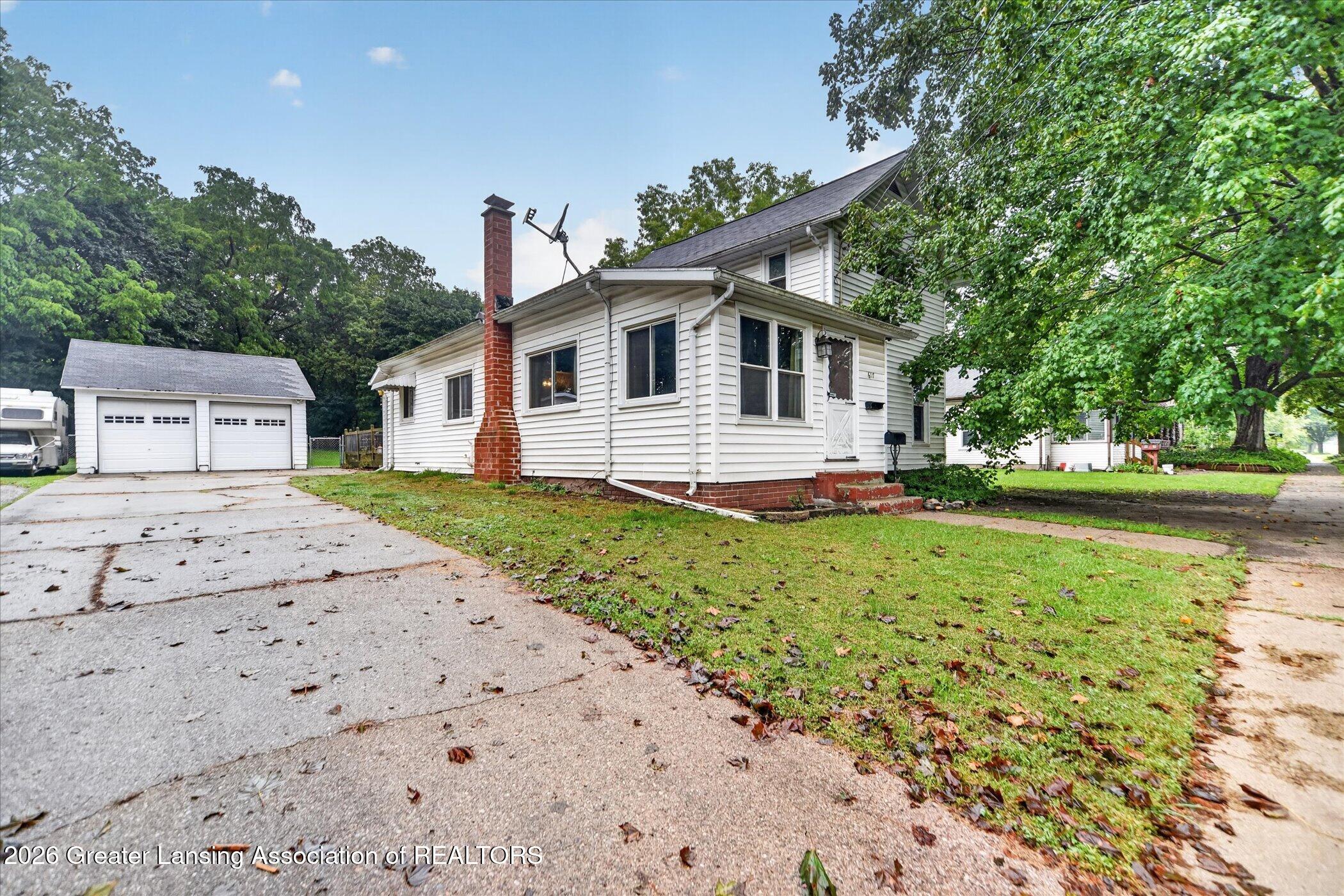 617 N Sheldon Street - Photo 3