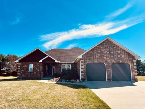 204 Meadow Crest CT, Marshall, MO 65340 - #: 24-83