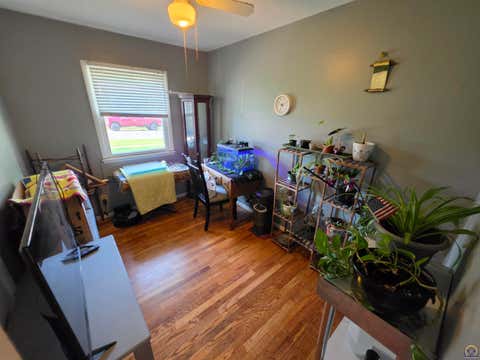 Tiny photo for 5312 SW 31st Ter, Topeka, KS 66614 (MLS # 245571)