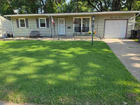 Photo of 5312 SW 31st Ter, Topeka, KS 66614 (MLS # 245571)