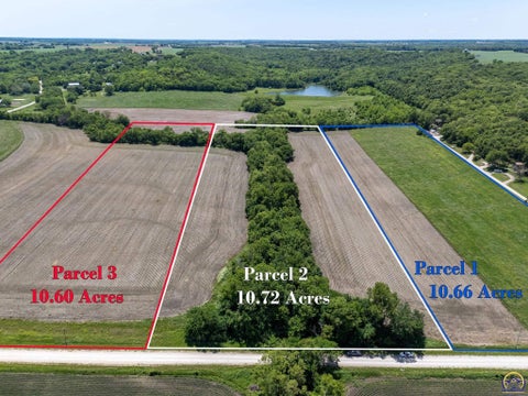 Tiny photo for 1066 N 800 Rd, Baldwin City, KS 66006 (MLS # 244584)