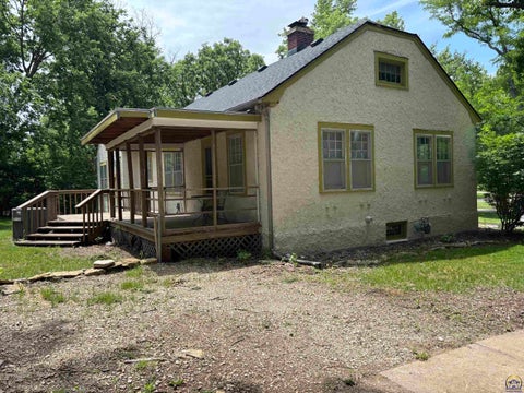 Tiny photo for 1628 West St, Emporia, KS 66801 (MLS # 244839)