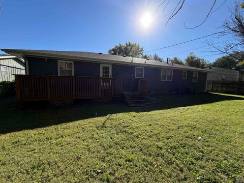 Tiny photo for 1007 Whittier St, Emporia, KS 66801 (MLS # 246920)
