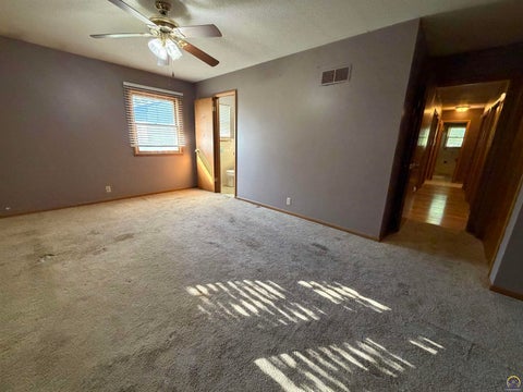 Tiny photo for 1007 Whittier St, Emporia, KS 66801 (MLS # 246920)