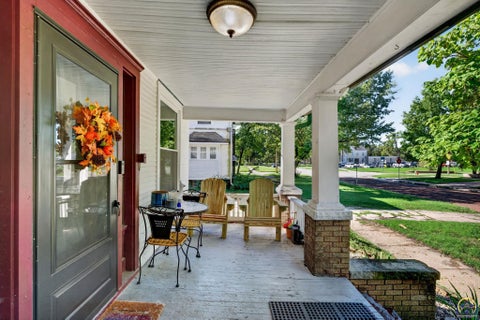 Tiny photo for 726 SW Buchanan St, Topeka, KS 66606 (MLS # 246865)
