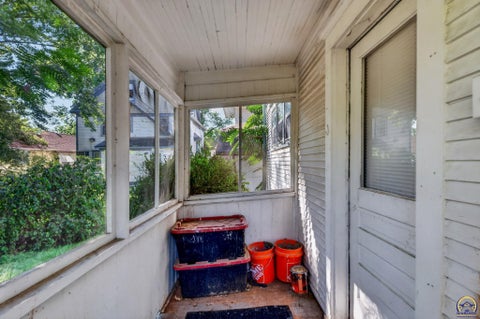 Tiny photo for 726 SW Buchanan St, Topeka, KS 66606 (MLS # 246865)