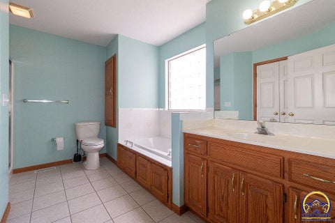 Tiny photo for 2829 SW Blue Stem Dr, Topeka, KS 66614 (MLS # 245682)