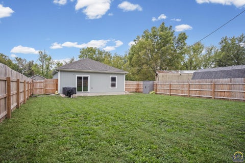 Tiny photo for 829 E 8th St, Ottawa, KS 66067 (MLS # 246958)