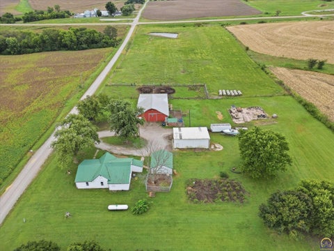 Tiny photo for 7848 Osage Rd, Atchison, KS 66002 (MLS # 246742)