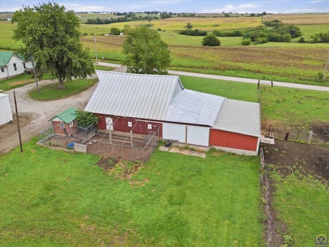 Tiny photo for 7848 Osage Rd, Atchison, KS 66002 (MLS # 246742)