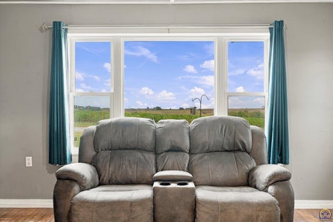 Tiny photo for 7848 Osage Rd, Atchison, KS 66002 (MLS # 246742)