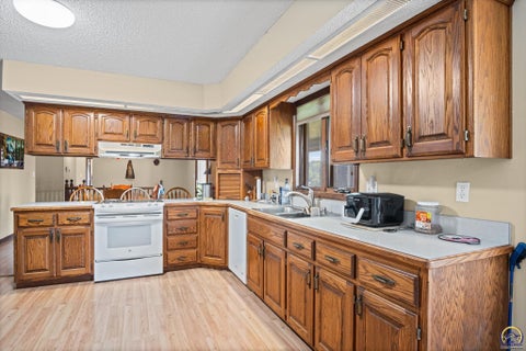 Tiny photo for 3881 E 117th St, Carbondale, KS 66414 (MLS # 246085)