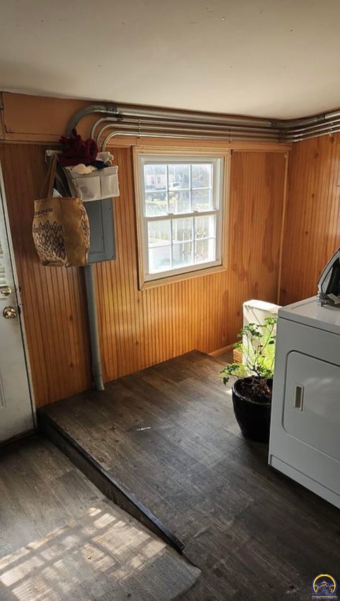 Tiny photo for 505 Pottawatomie St, Hiawatha, KS 66434 (MLS # 243686)