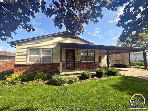 Photo of 306 Osage Ave, Hiawatha, KS 66434 (MLS # 244328)