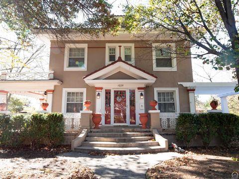 Photo of 1225 West St, Emporia, KS 66801 (MLS # 244033)