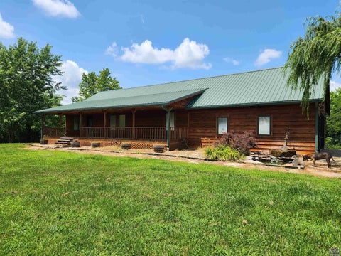 Tiny photo for 13232 178th Rd, Mayetta, KS 66509 (MLS # 244124)