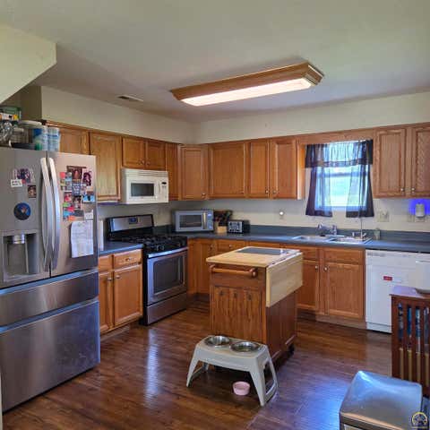 Tiny photo for 5655 94th St, Meriden, KS 66512 (MLS # 245973)