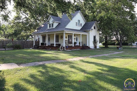 Photo of 525 N Spruce St, Lebo, KS 66856 (MLS # 246724)