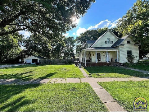 Tiny photo for 525 N Spruce St, Lebo, KS 66856 (MLS # 246724)