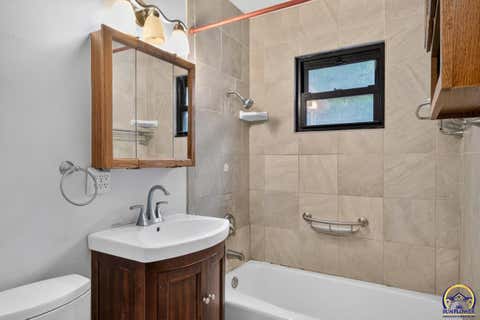 Tiny photo for 2530 SW Hillcrest Rd, Topeka, KS 66614 (MLS # 245941)