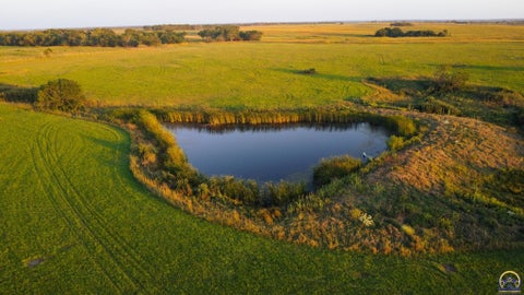 Photo of 2633 Road G, Americus, KS 66835 (MLS # 246478)