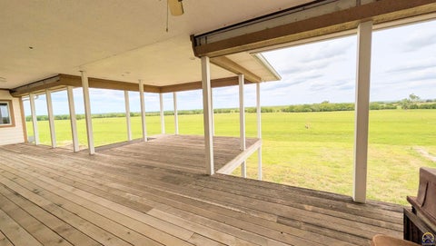 Tiny photo for 2580 YY Road, Emporia, KS 66801 (MLS # 244306)