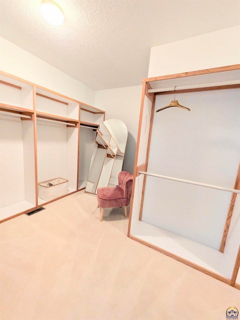 Tiny photo for 2580 YY Road, Emporia, KS 66801 (MLS # 244306)