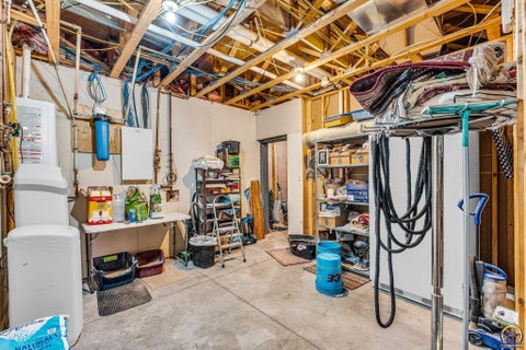 Tiny photo for 10125 Saddle Creek Dr, Harveyville, KS 66431 (MLS # 243369)