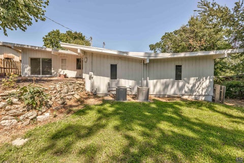 Tiny photo for 1709 SW 26th St, Topeka, KS 66611 (MLS # 246473)