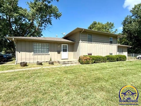 Photo of 29112913 Belle Haven, Lawrence, KS 66046 (MLS # 245970)