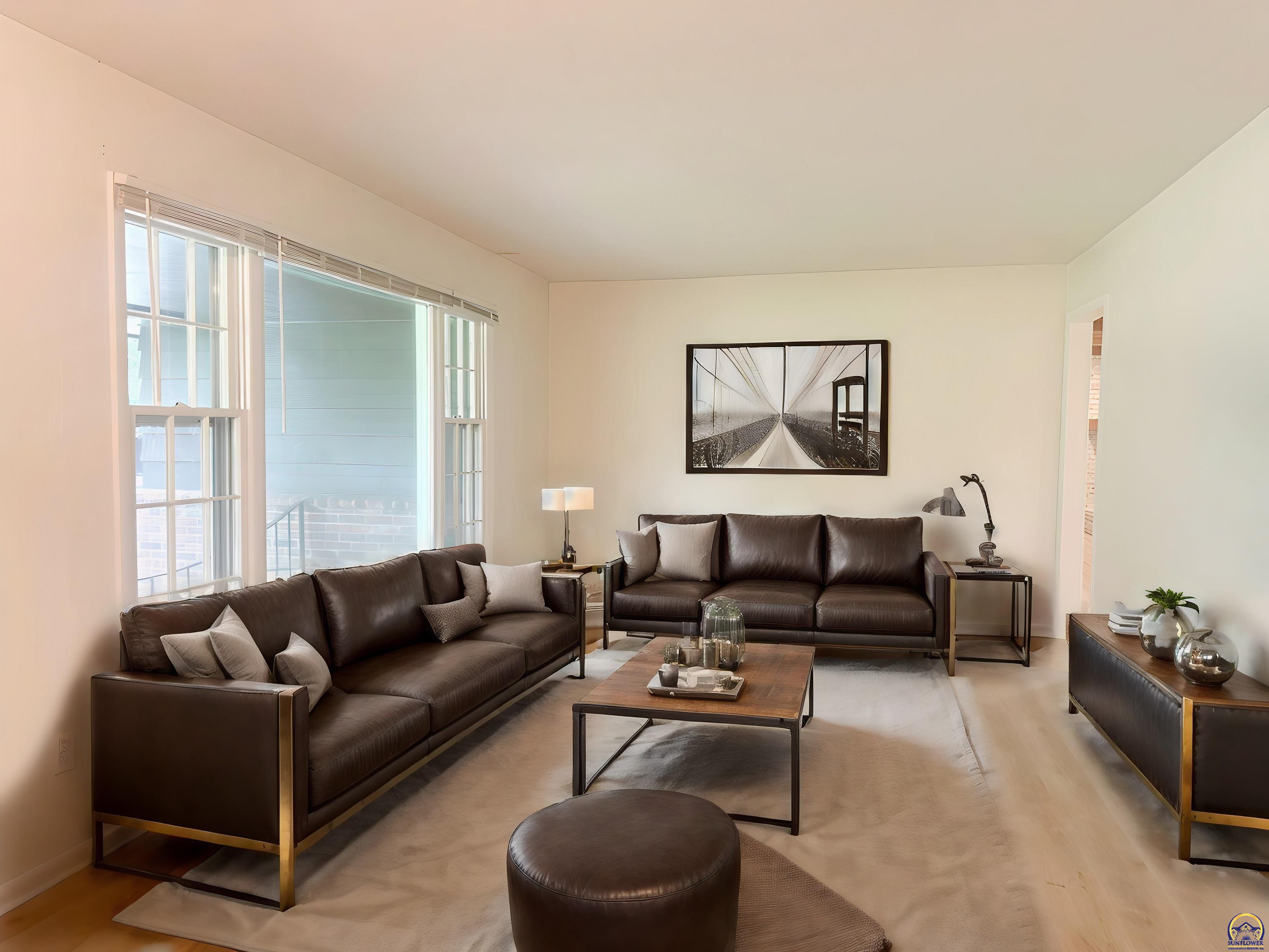 Topeka, Kansas 66605, United States, 3 Bedrooms Bedrooms, ,3 BathroomsBathrooms,Residential,Pending,50281