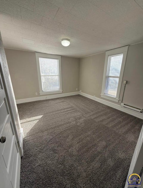 Tiny photo for 812 SW 6th Ave #814 SW 6th Ave, Topeka, KS 66603 (MLS # 246179)