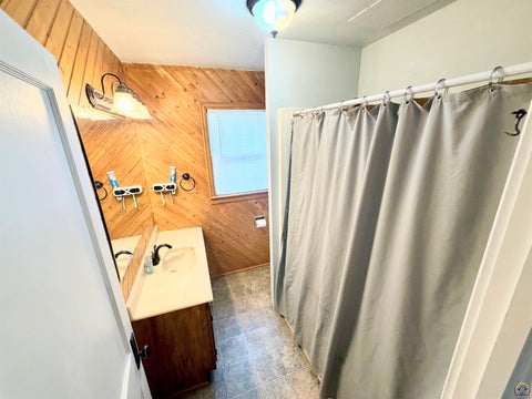 Tiny photo for 708 Union St, Emporia, KS 66801 (MLS # 246117)