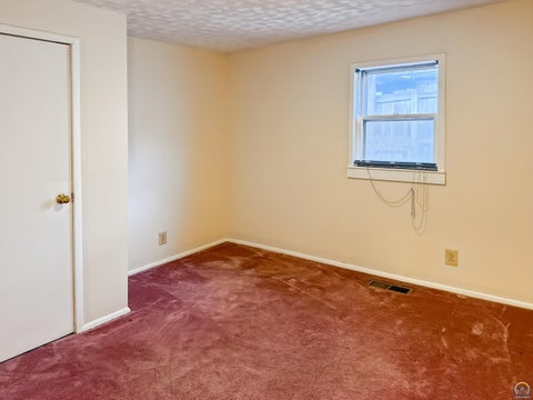 Tiny photo for 915 Lincoln St, Emporia, KS 66801 (MLS # 246747)