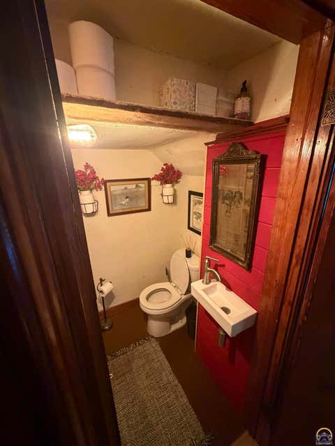 Tiny photo for 703 S 6th St, Osage City, KS 66523 (MLS # 245671)