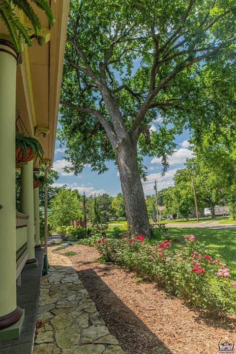 Tiny photo for 703 S 6th St, Osage City, KS 66523 (MLS # 245671)