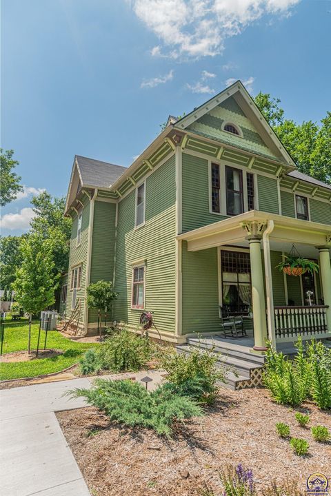Tiny photo for 703 S 6th St, Osage City, KS 66523 (MLS # 245671)