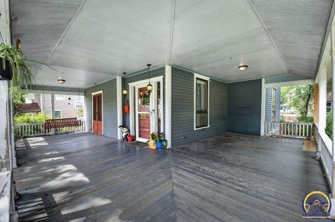 Tiny photo for 1501 SW Mulvane St, Topeka, KS 66604 (MLS # 244565)