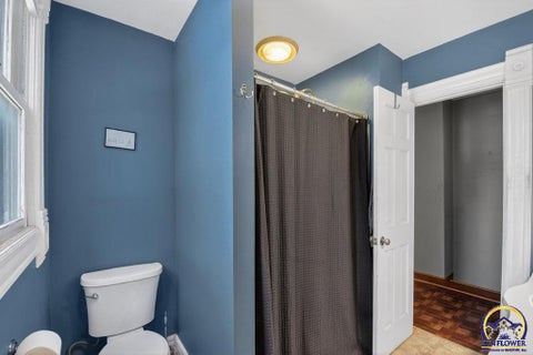 Tiny photo for 1501 SW Mulvane St, Topeka, KS 66604 (MLS # 244565)