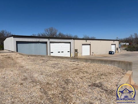 Tiny photo for 5301 SW Topeka Blvd, Topeka, KS 66609 (MLS # 246392)