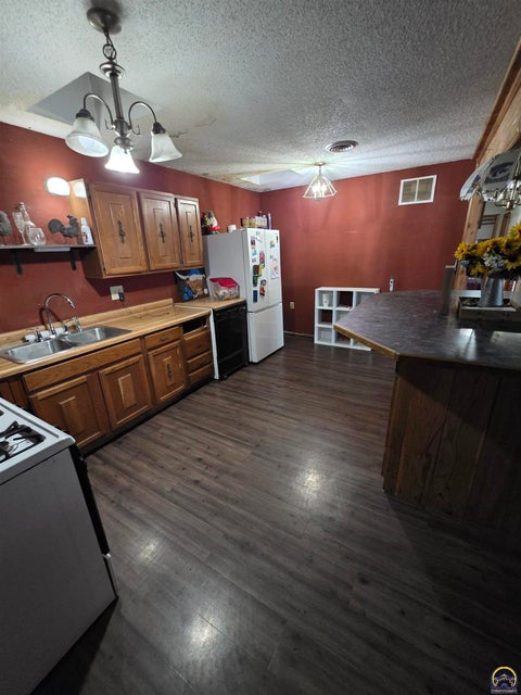Tiny photo for 17086 114th Rd, Hoyt, KS 66440 (MLS # 245167)