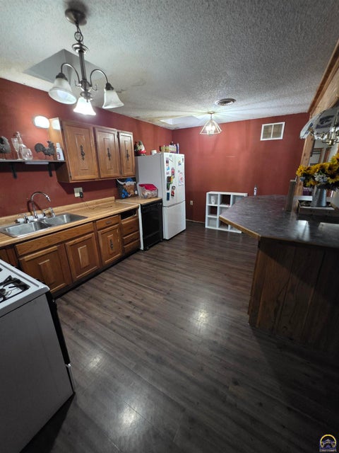 Tiny photo for 17086 114th Rd, Hoyt, KS 66440 (MLS # 245167)