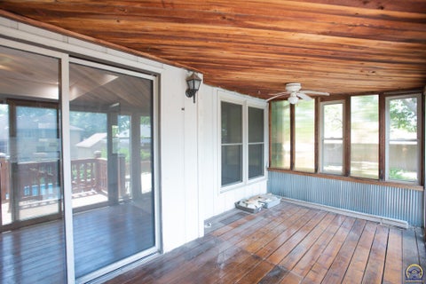 Tiny photo for 3721 SE 27th Ter, Topeka, KS 66605 (MLS # 246207)