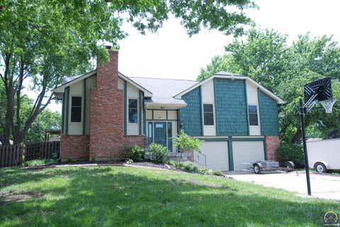 Tiny photo for 3721 SE 27th Ter, Topeka, KS 66605 (MLS # 246207)
