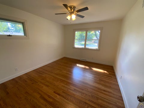 Tiny photo for 1956 SW Navajo Ln, Topeka, KS 66604 (MLS # 246803)