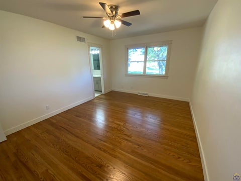 Tiny photo for 1956 SW Navajo Ln, Topeka, KS 66604 (MLS # 246803)