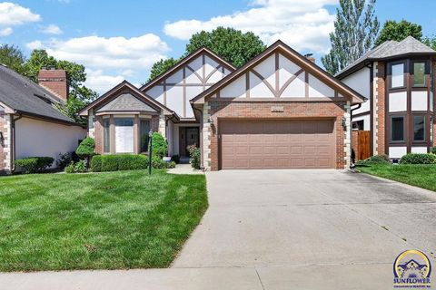 Tiny photo for 2327 SW Brookhaven Ln #7, Topeka, KS 66614 (MLS # 245568)