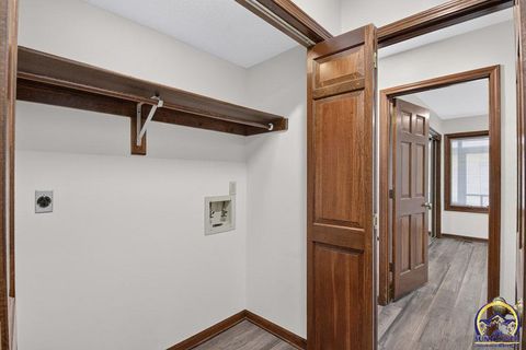 Tiny photo for 2327 SW Brookhaven Ln #7, Topeka, KS 66614 (MLS # 245568)