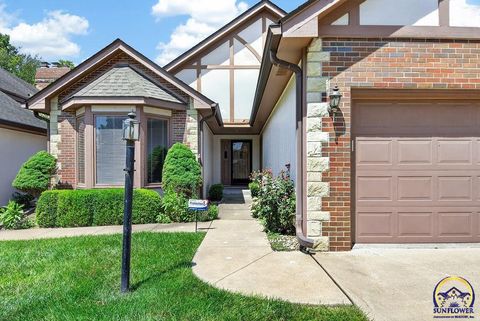Tiny photo for 2327 SW Brookhaven Ln #7, Topeka, KS 66614 (MLS # 245568)