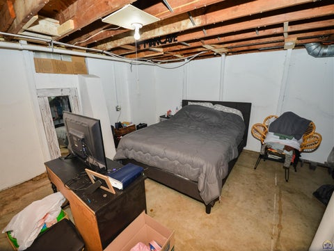 Tiny photo for 1419 Walnut St, Emporia, KS 66801 (MLS # 245751)